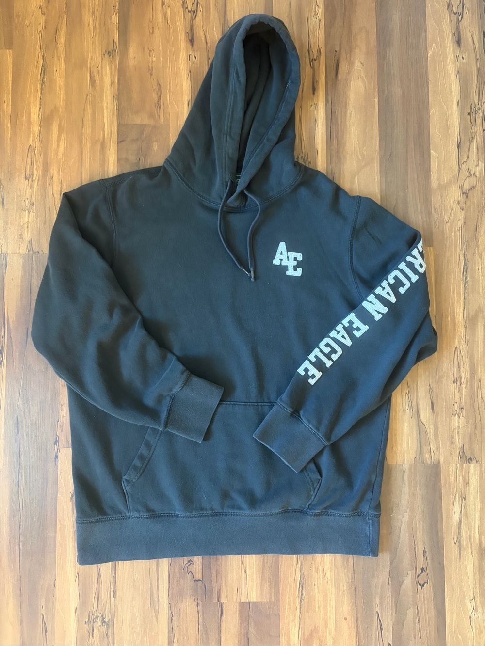 American Eagle Men's Grey Logo Graphic Sleeve Pullover Hoodie Large TALL Flaw